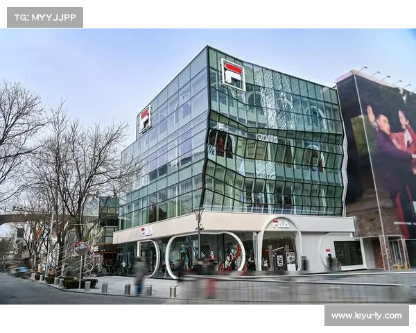 运动品牌数字化转型，线上销售增长